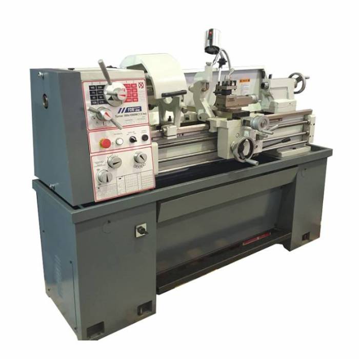 Верстат токарно-гвинторiзний FDB Maschinen Turner 360x1000W( 1,5 kW)
